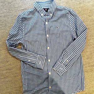 Vineyard Vines Performance boy’s whale shirt- Medium